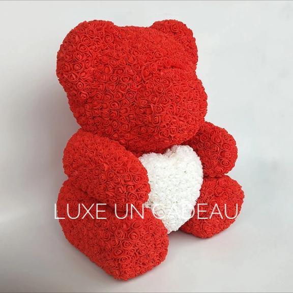 Ours en roses avec cœur 70 cm