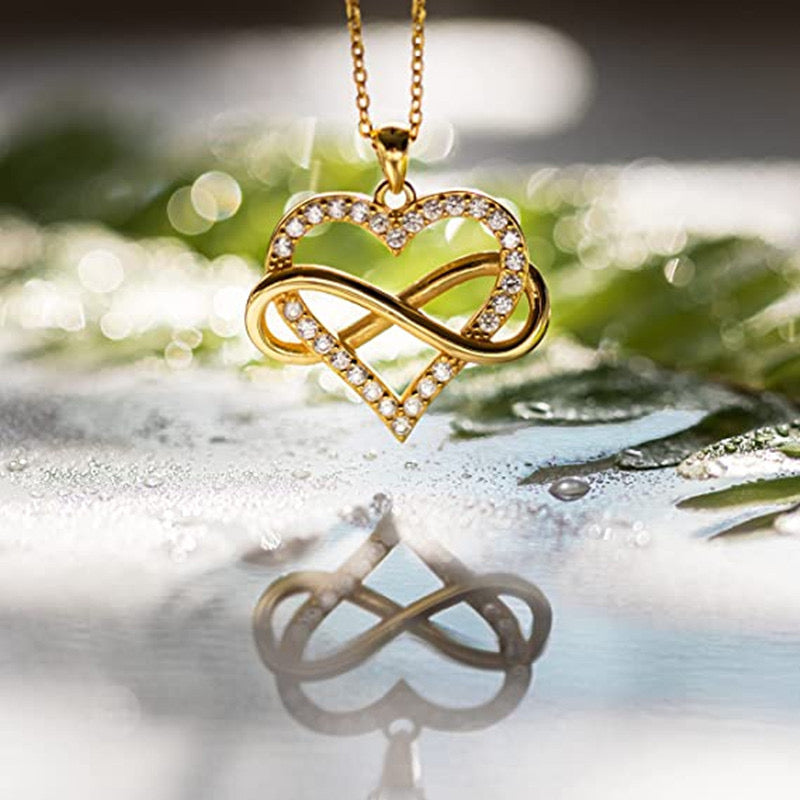 Collier en Acier Inoxydable – Cadeau Éternel dans un Ourson Mignon