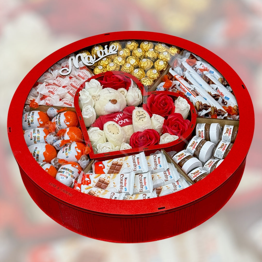 Coffret Cadeau Original en Bois Fait Main – Chocolats de Luxe & Peluche Cœur