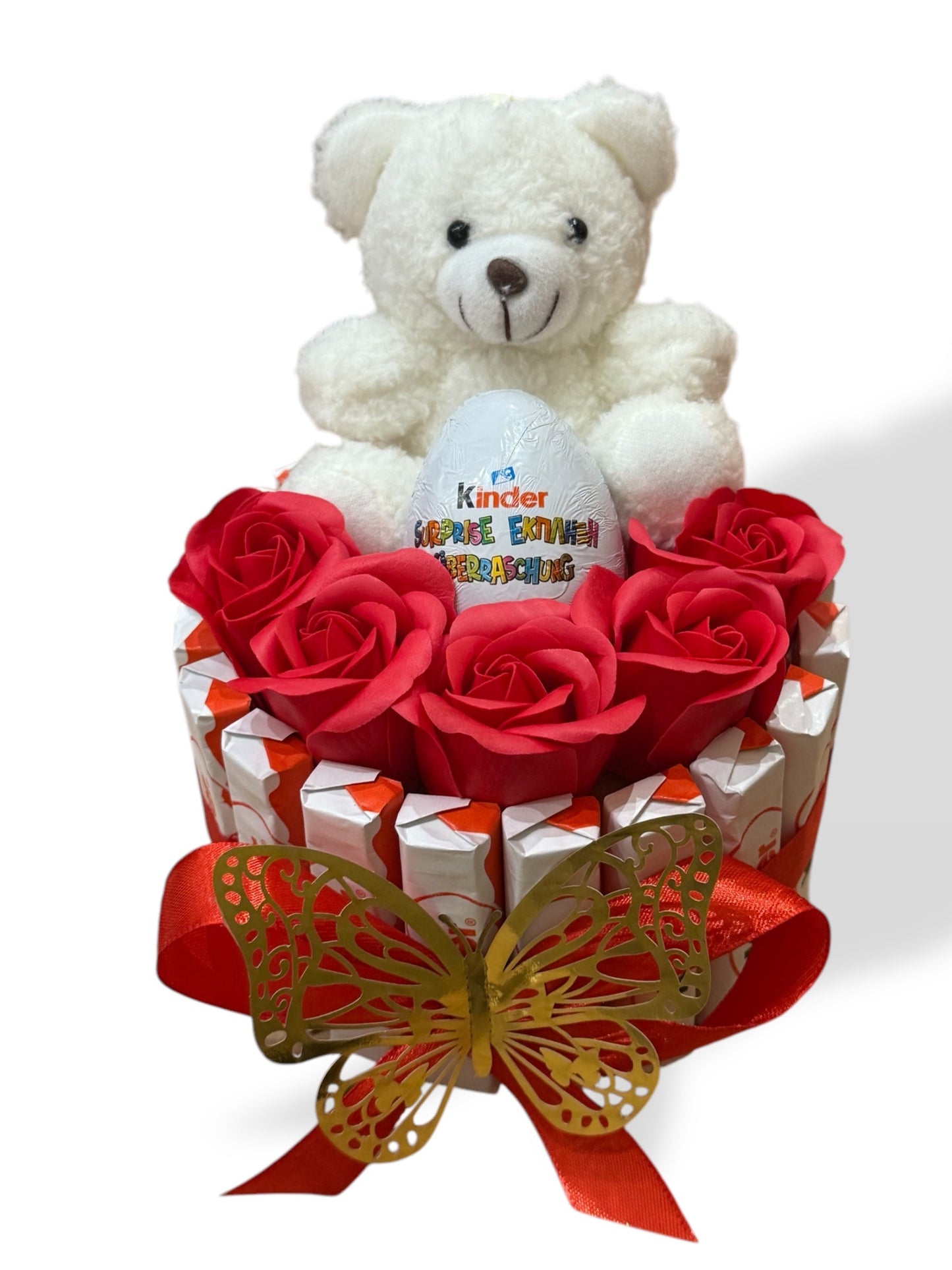 Coffret Cadeau avec Ours en Peluche, Œuf Kinder Surprise et Roses – Disponible en Marron ou Blanc