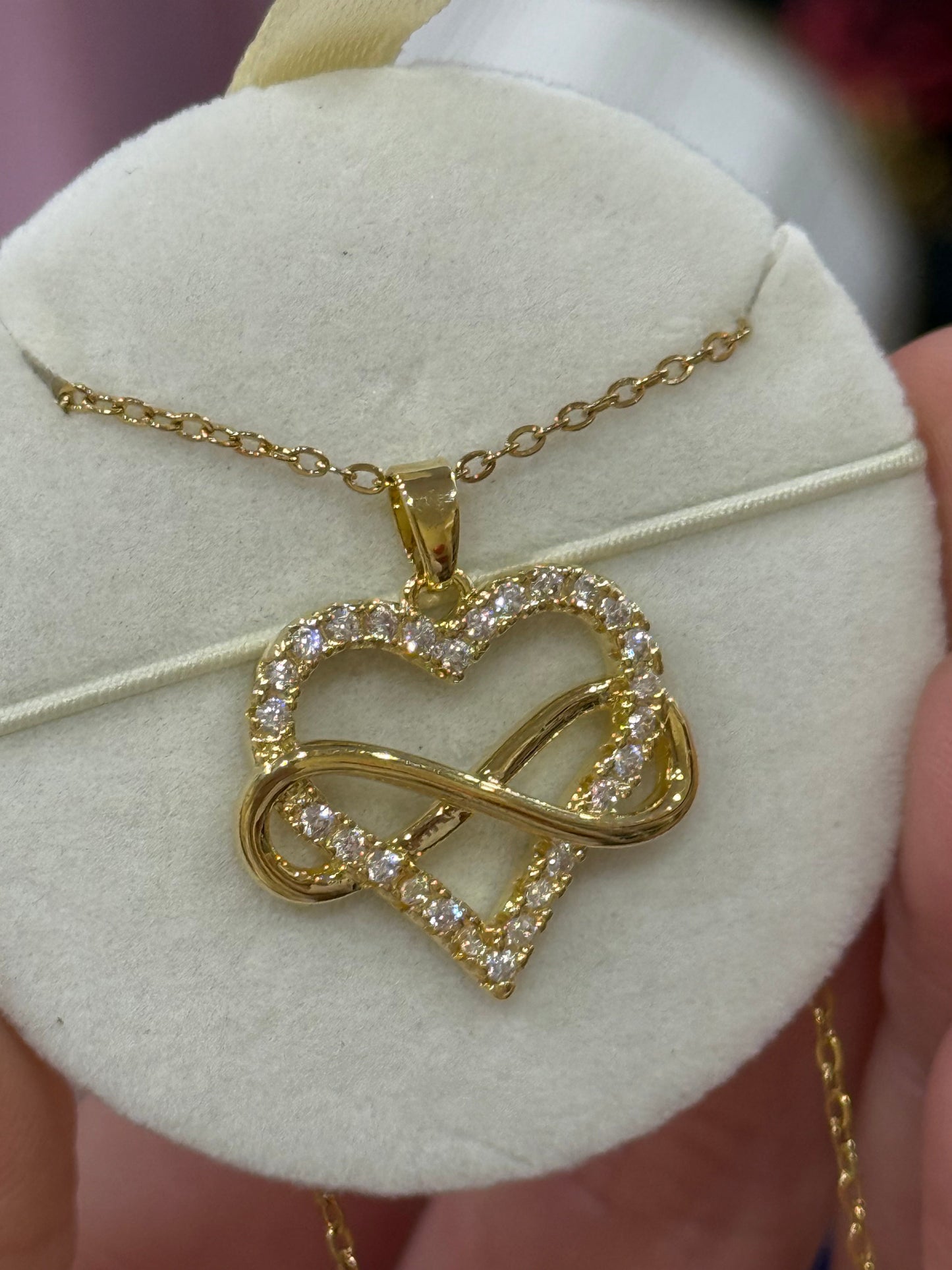 Collier en Acier Inoxydable – Cadeau Éternel dans un Ourson Mignon
