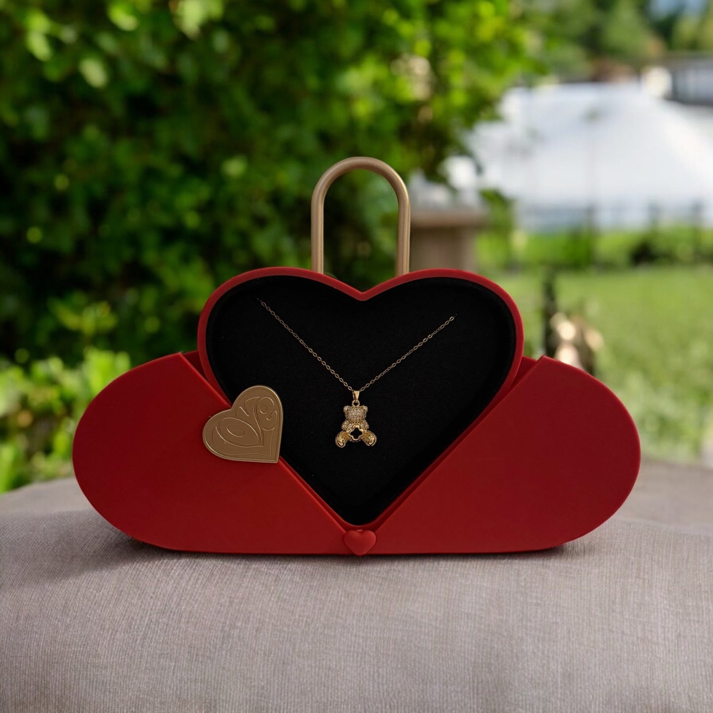 Collier Ours Brillant – Charme et Élégance