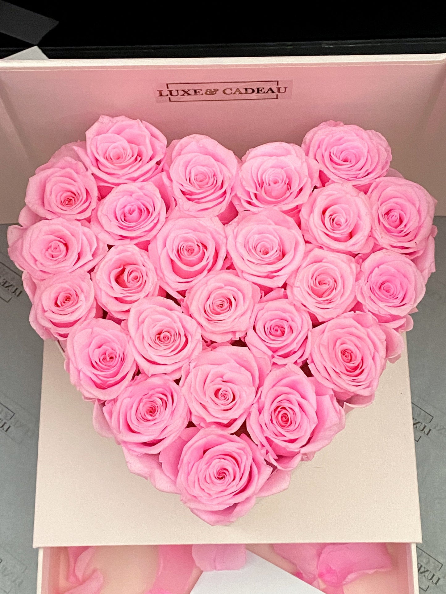 BOUQUETS ROSES ÉTERNELLES - SURPRISE