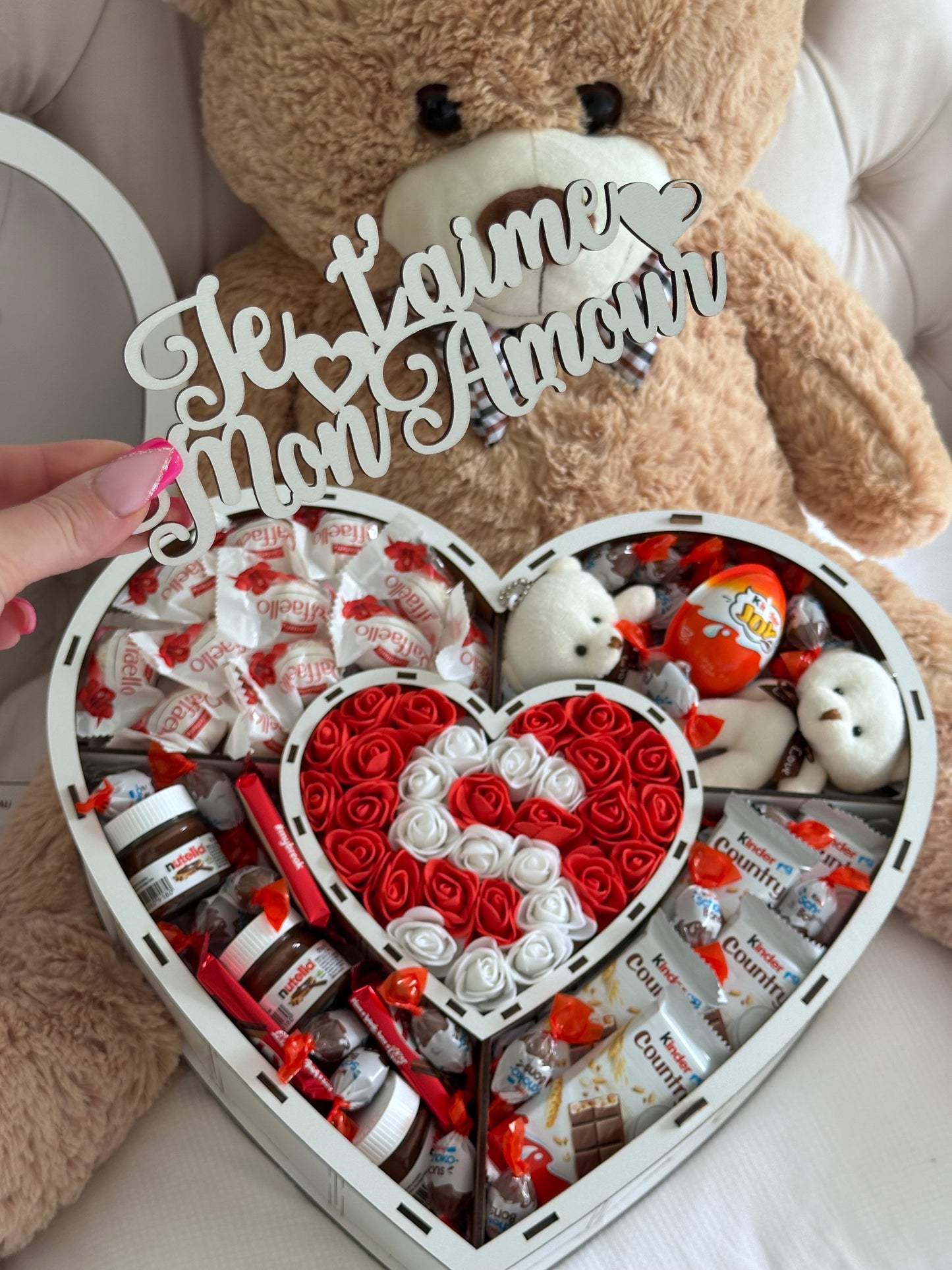 Coffret chocolat cadeau personalise avec nounours peluche 105 cm