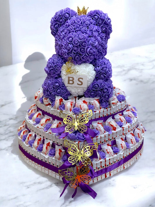 Composition cadeau avec ourson en roses et bonbons Raffaello – un cadeau sucré et élégant